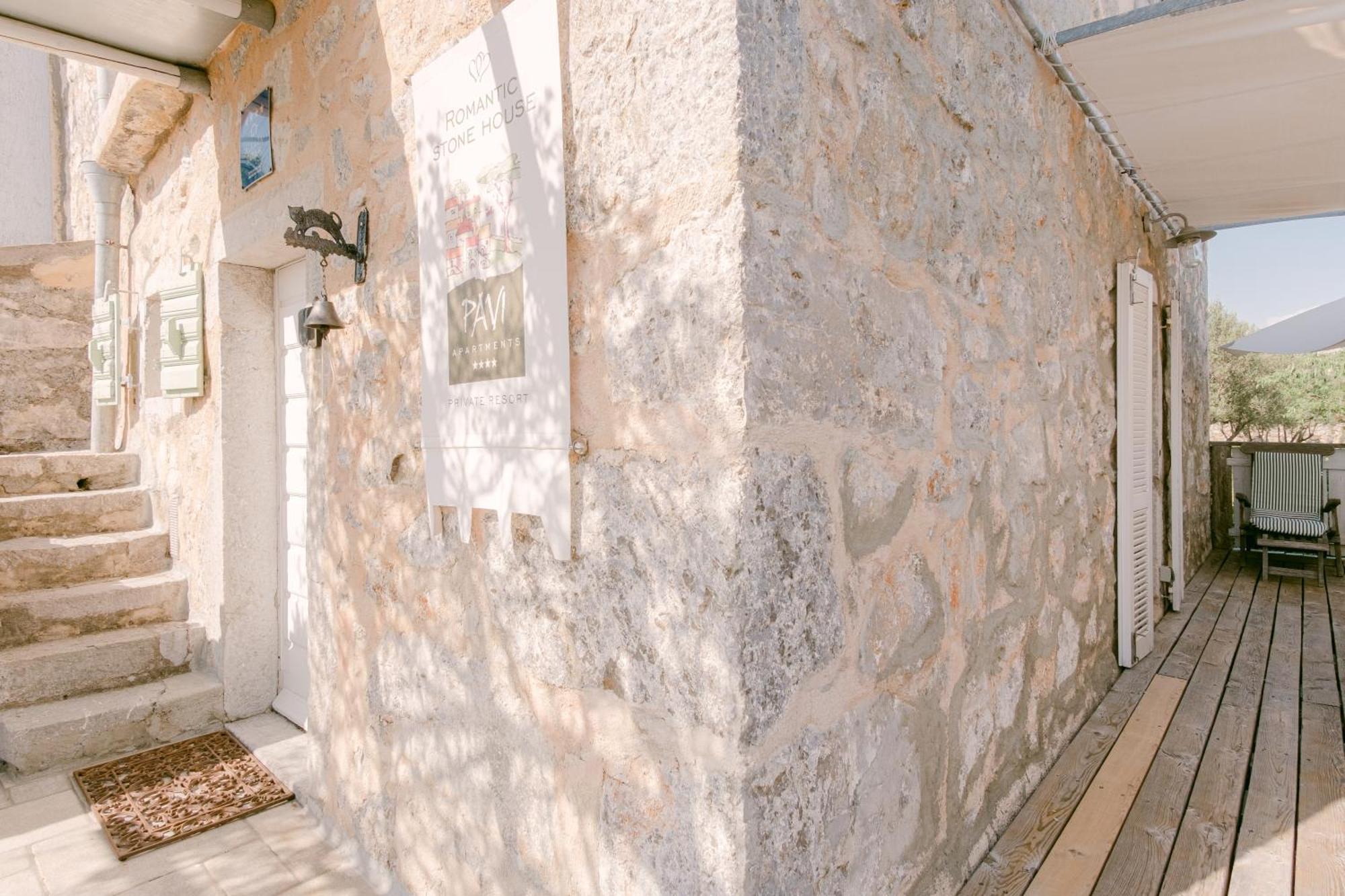 Pavi Apartments Romantic Stone House K13 Kornić Zewnętrze zdjęcie