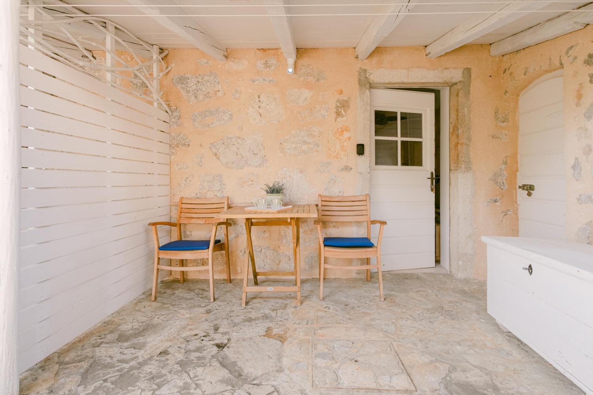 Pavi Apartments Romantic Stone House K13 Kornić Zewnętrze zdjęcie