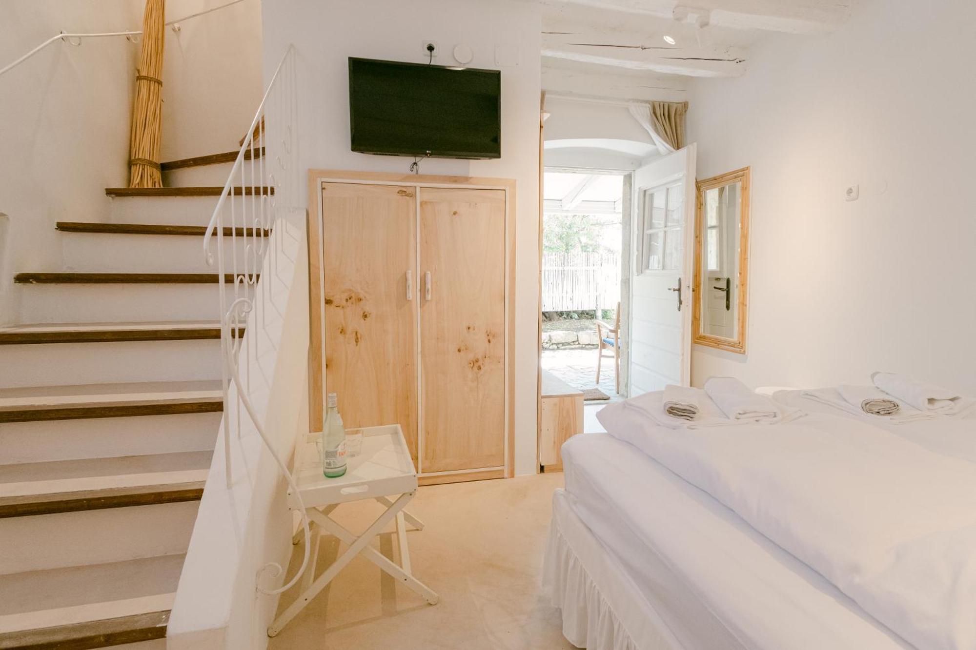 Pavi Apartments Romantic Stone House K13 Kornić Zewnętrze zdjęcie